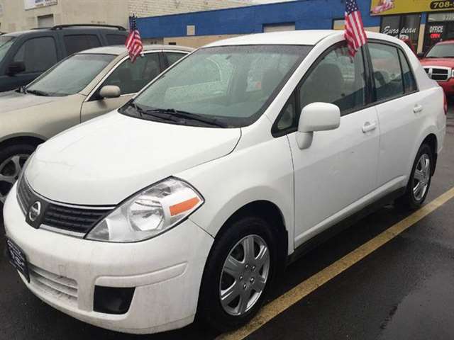2009 Nissan Versa 1.8 S 4dr Sedan 4A